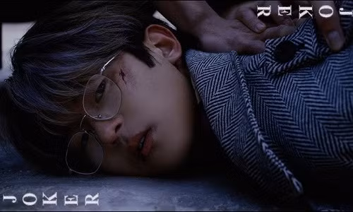 Lần đầu tiên trong lịch sử, một nghệ sĩ “khẩn cầu” fan đừng mua album của chính mình