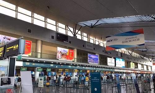 Dừng bay Đà Nẵng từ 0h ngày 28/7, các hãng hàng không hỗ trợ khách hàng đã đặt vé thế nào?