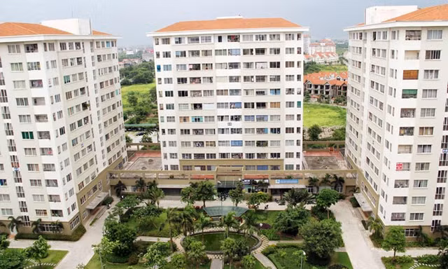 ‘Giá chung cư cũ tăng một cách khó hiểu’