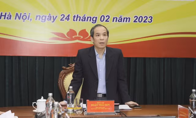 Chấn chỉnh các ngân hàng, không để xảy ra việc 'ép' khách mua bảo hiểm
