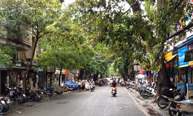 Đại hạ giá nhà phố cổ Hà Nội nhưng… ế