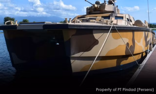 Tank Boat