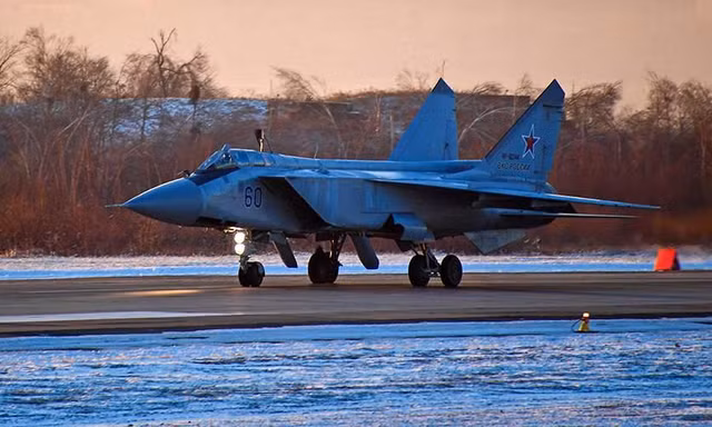 Tiêm kích MiG-31BM