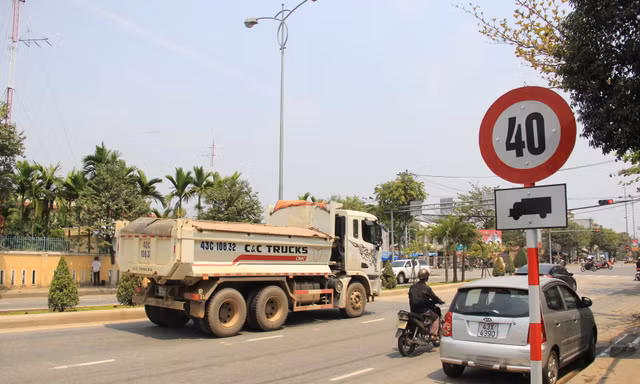 Đà Nẵng tạm ngừng lưu thông xe tải phục vụ thi THPT quốc gia