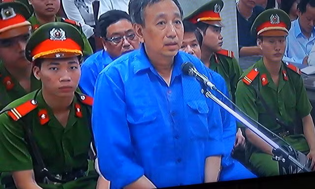 Vụ bầu Kiên: Giám đốc ACBI khai ký giấy tờ do chỉ đạo