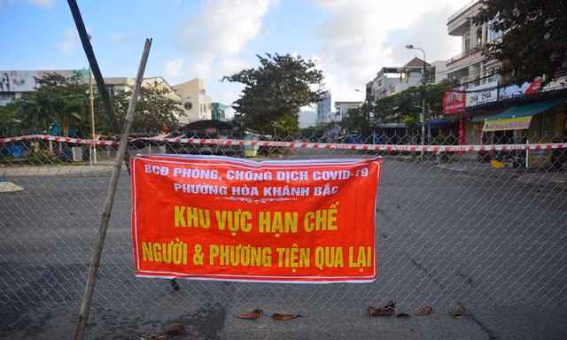 Đà Nẵng thêm 236 ca, nhiều nơi thành vùng đỏ