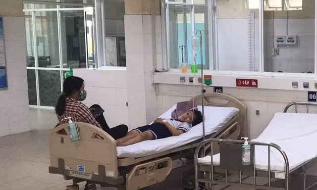 Đà Nẵng tăng cường xử lý kinh doanh đồ chơi độc hại sau vụ 34 học sinh nhập viện