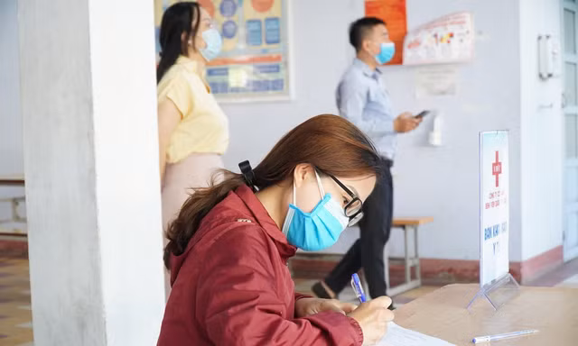 Trước Tết Nguyên đán, sinh viên Đà Nẵng đi học trực tiếp thế nào?