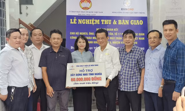 Thêm 70 căn nhà tình nghĩa cho người dân thường chịu thiên tai tại miền Trung - Tây Nguyên 