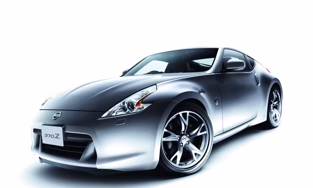 Nissan Việt Nam trình làng bộ sưu tập xe mới