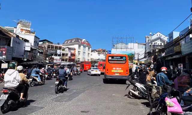 Đấu giá thuê bãi giữ xe ở Đà Lạt cao gấp 12 lần khởi điểm