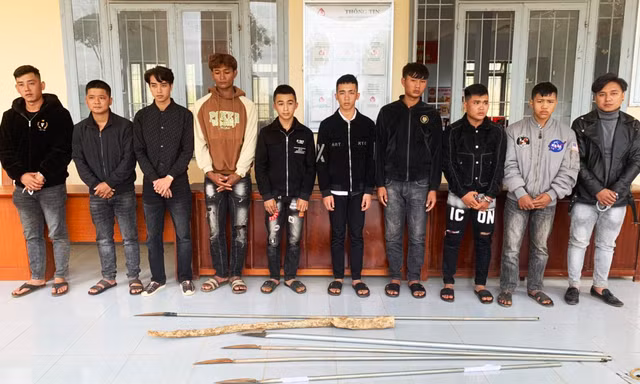 Khởi tố 10 bị can trong vụ phó công an xã ở Lâm Đồng bị chém 