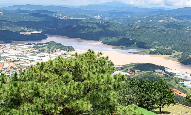 Tạm dừng bổ nhiệm, luân chuyển lãnh đạo 5 huyện, thành phố ở Lâm Đồng