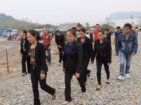 Mỗi ngày cả nghìn người đến viếng mộ Đại tướng Võ Nguyên Giáp