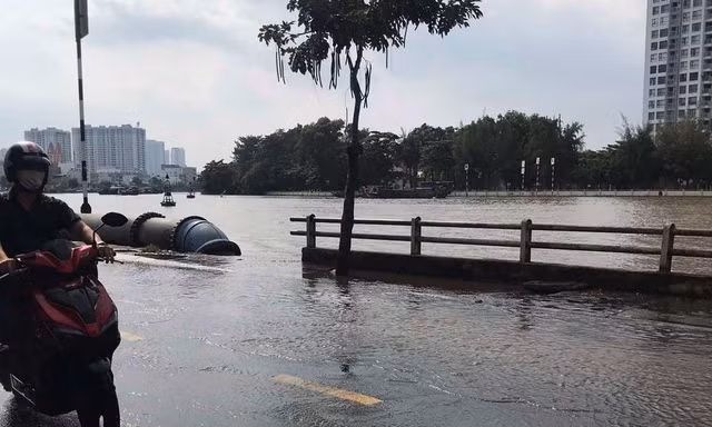 Triều cường giữa tháng 11 ở TPHCM có thể lập kỷ lục mới