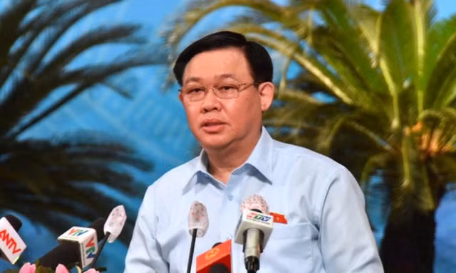 Chủ tịch Quốc hội: 'Những lúc cam go mới thấy hết tinh thần, khí phách Việt Nam'