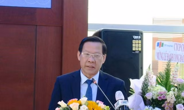 Chủ tịch TPHCM: Nâng cao năng lực vận hành, 'siết' kỷ cương kỷ luật thị trường chứng khoán