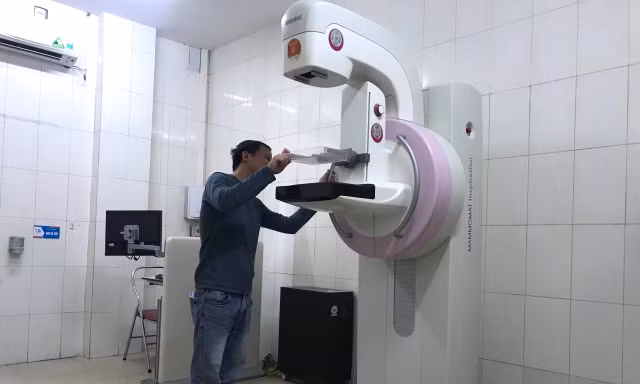 Nhiều bệnh viện lớn ở Nghệ An thiếu trang thiết bị, khám chữa bệnh khó khăn
