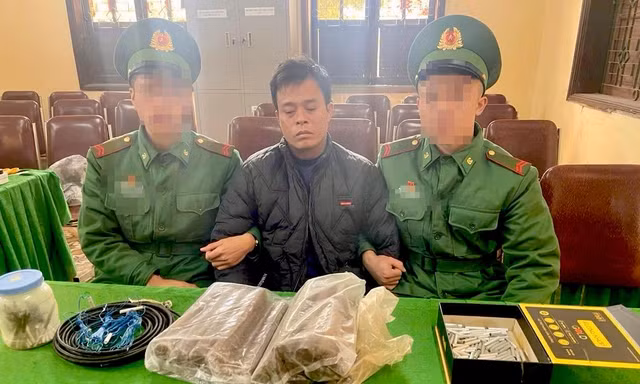 Liên tiếp bắt giữ các vụ tàng trữ số lượng lớn thuốc nổ, kíp nổ