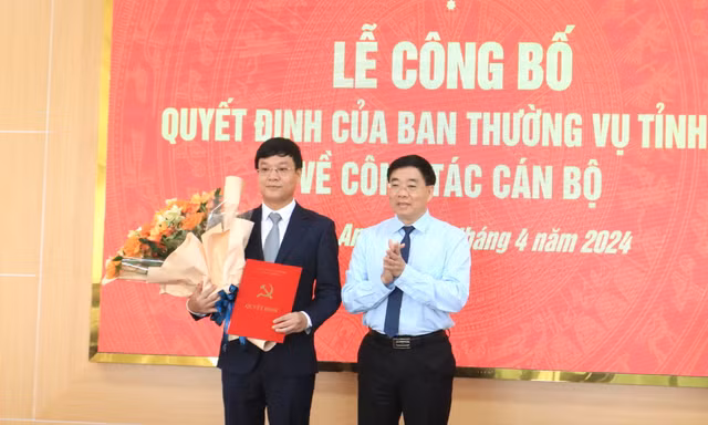 Nghệ An có tân Bí thư Đảng ủy Khối các cơ quan tỉnh