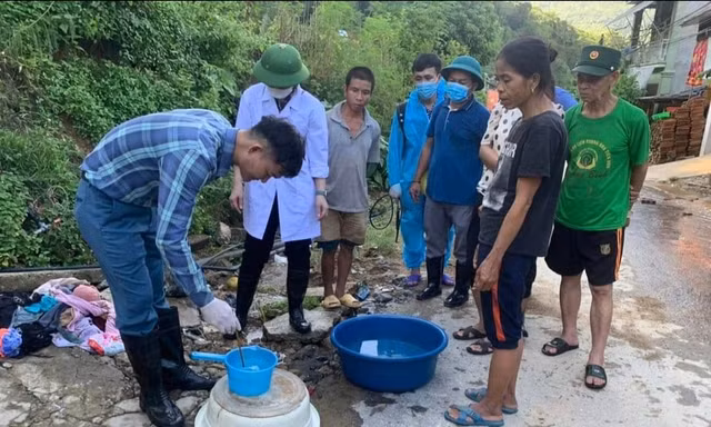 Sau bão Yagi hãy nhớ làm sạch nước sinh hoạt theo cách đơn giản này