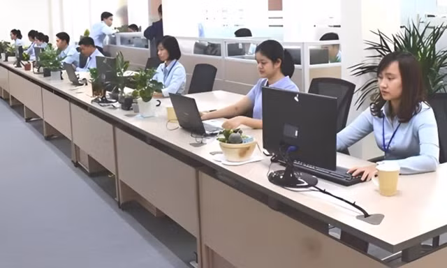 Những lãnh đạo cấp trưởng, phó phòng đầu tiên tại Huế được phê duyệt nghỉ hưu trước tuổi 