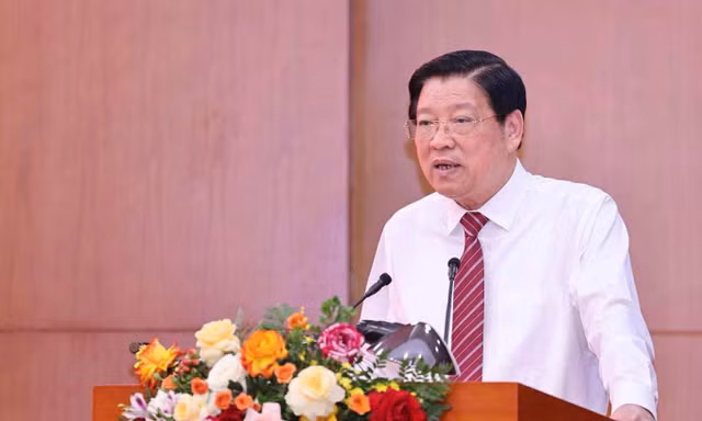 Trưởng Ban Nội chính Trung ương: Cán bộ phải xóa bỏ tư tưởng 'sáng cắp ô đi, chiều cắp ô về'