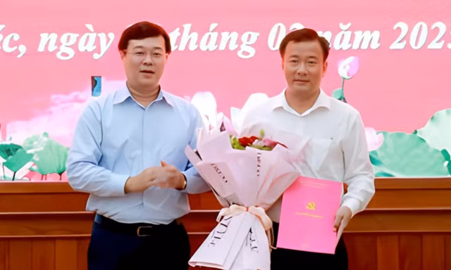 Phó Chủ tịch tỉnh Đồng Tháp làm Bí thư Thành ủy Sa Đéc