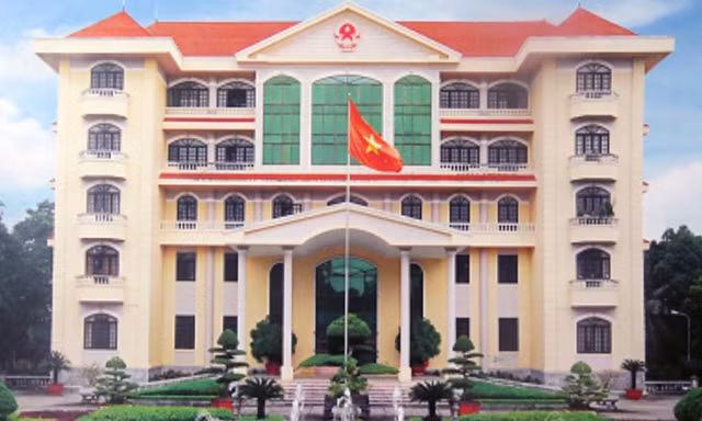 Chủ tịch UBND tỉnh Ninh Bình thu hồi quyết định bổ nhiệm cán bộ