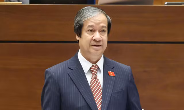 Bộ trưởng Nguyễn Kim Sơn lý giải về miễn học phí cho học sinh mầm non, phổ thông