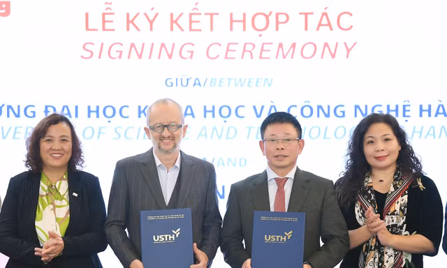 Báo Tiền Phong và USTH đồng tổ chức ‘Ngày hội tuyển sinh khối ngành khoa học và công nghệ’