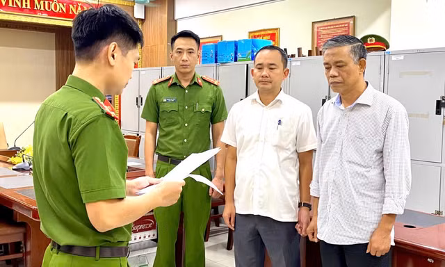 Quảng Ninh: Khởi tố Chi cục trưởng Chi cục Biển và Hải đảo