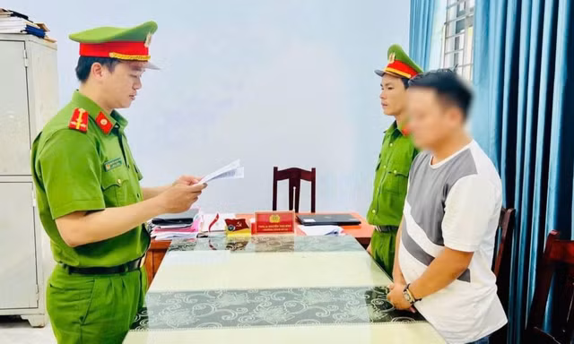 Vẽ tour du lịch 'ma' để lừa đảo 