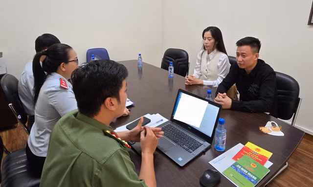 Hoa khôi Nam Em bị xử phạt hành chính 37,5 triệu đồng 