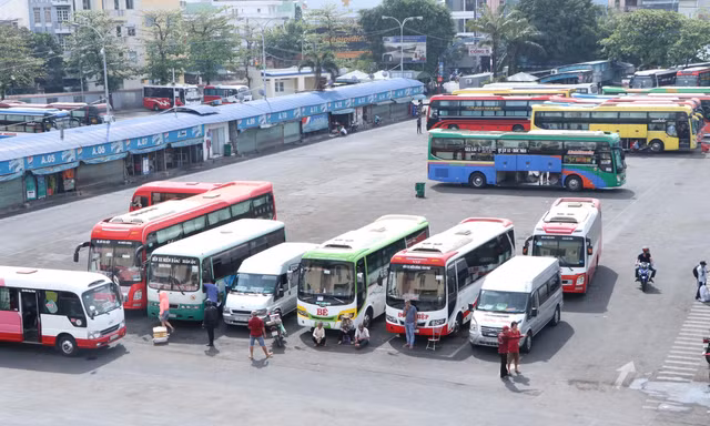 Doanh nghiệp rục rịch tăng giá vé xe Tết