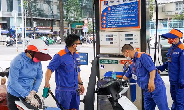 Giải trình xăng dầu: Minh bạch, công khai, tách bạch giữa dự trữ quốc gia với lưu thông 
