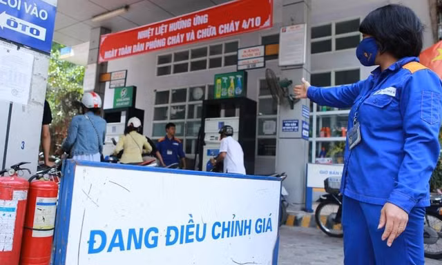 Giá xăng, dầu tăng mạnh