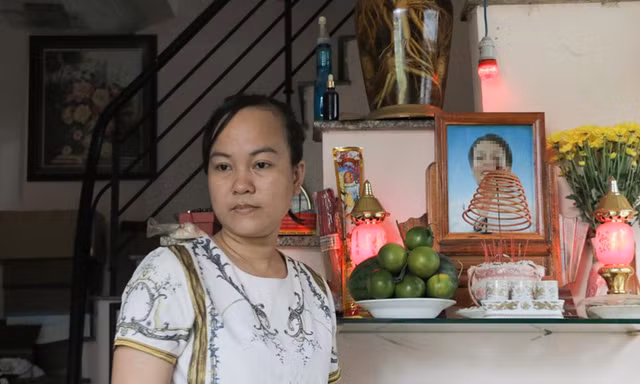 Cuộc sống gia đình nạn nhân vụ xe BMW gây tai nạn ở ngã tư Hàng Xanh