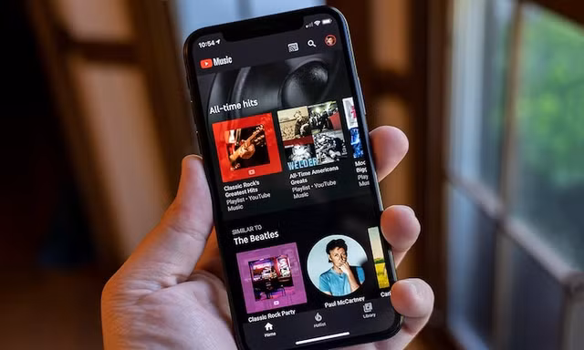 Mách bạn cách nghe nhạc trên YouTube khi đã tắt màn hình điện thoại 