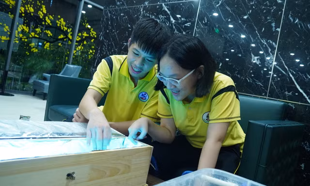 Học sinh lớp 8 tìm giải pháp cải thiện ô nhiễm nguồn nước bằng ứng dụng hạt Nano TIO2