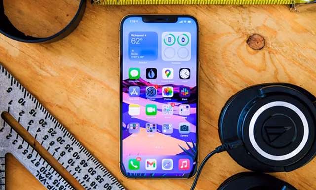 iPhone 12 của Apple mắc phải lỗi “lạ” khiến người dùng cảm thấy khó chịu