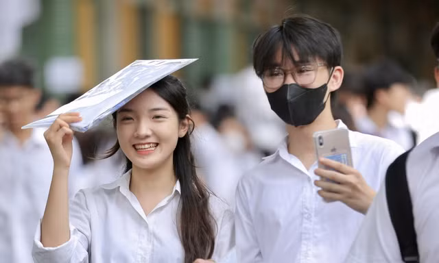 Hơn 17.000 thí sinh đăng ký thi năng lực trường ĐH Sư phạm Hà Nội: Môn Toán, Văn áp đảo