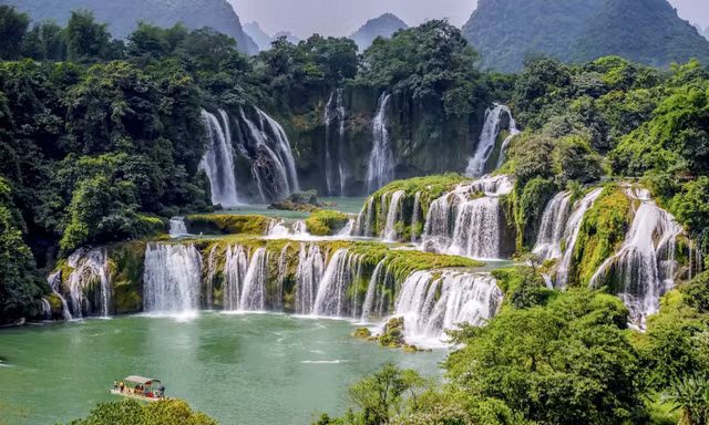 Bản tin 8H: Lý do Cao Bằng chưa đạt diện tích tự nhiên nhưng không sáp nhập