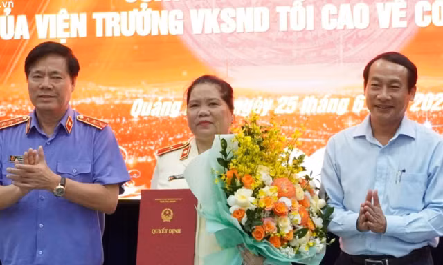 Bản tin 8H: Viện Kiểm sát nhân dân tỉnh Quảng Ngãi có nữ viện trưởng