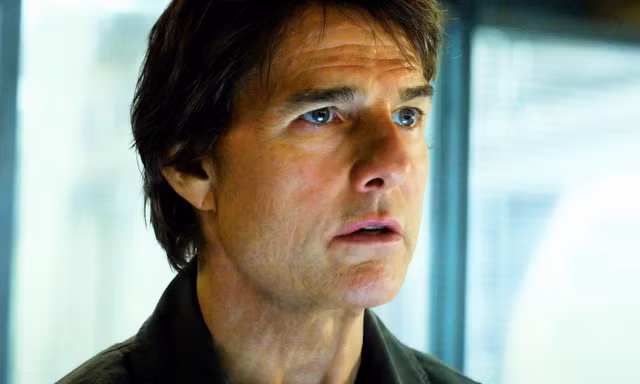 Disney phục thù cho Bạch Tuyết, Tom Cruise ăn đậm 