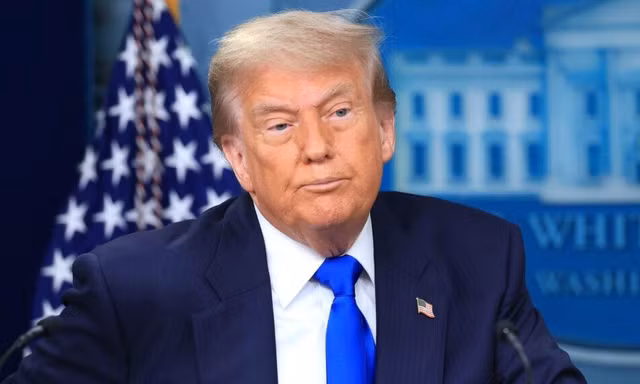 Ông Trump gây hoang mang