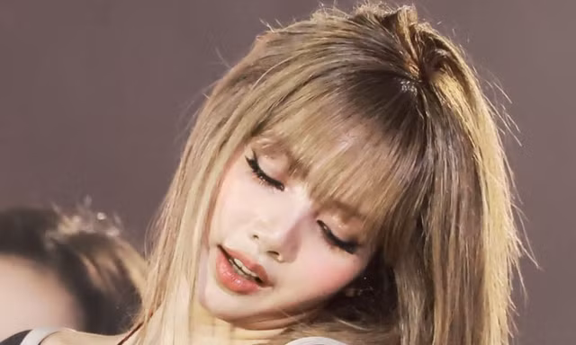 Lisa (BlackPink) bị chê mặc phản cảm