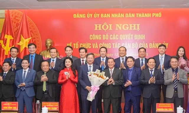 Bản tin 8H: Ông Đỗ Gia Khánh giữ chức Chủ nhiệm Ủy ban Kiểm tra Đảng ủy UBND TP Hải Phòng