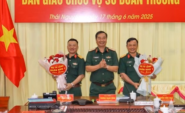 Bản tin 8H: Đại tá Đỗ Văn Toán giữ chức Phó tham mưu trưởng Quân khu 1