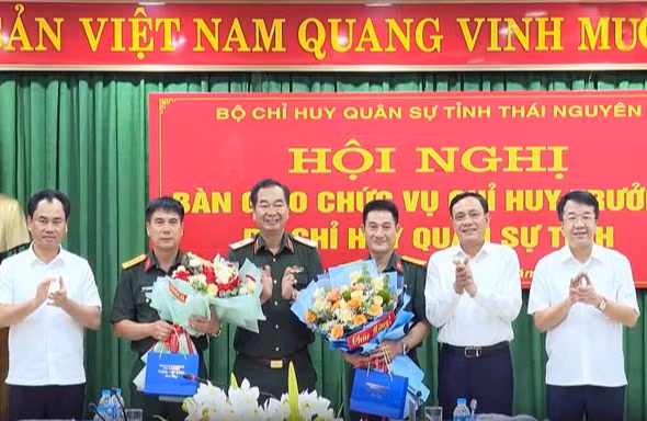 Bản tin 8H: Bộ trưởng Bộ Quốc phòng bổ nhiệm nhân sự